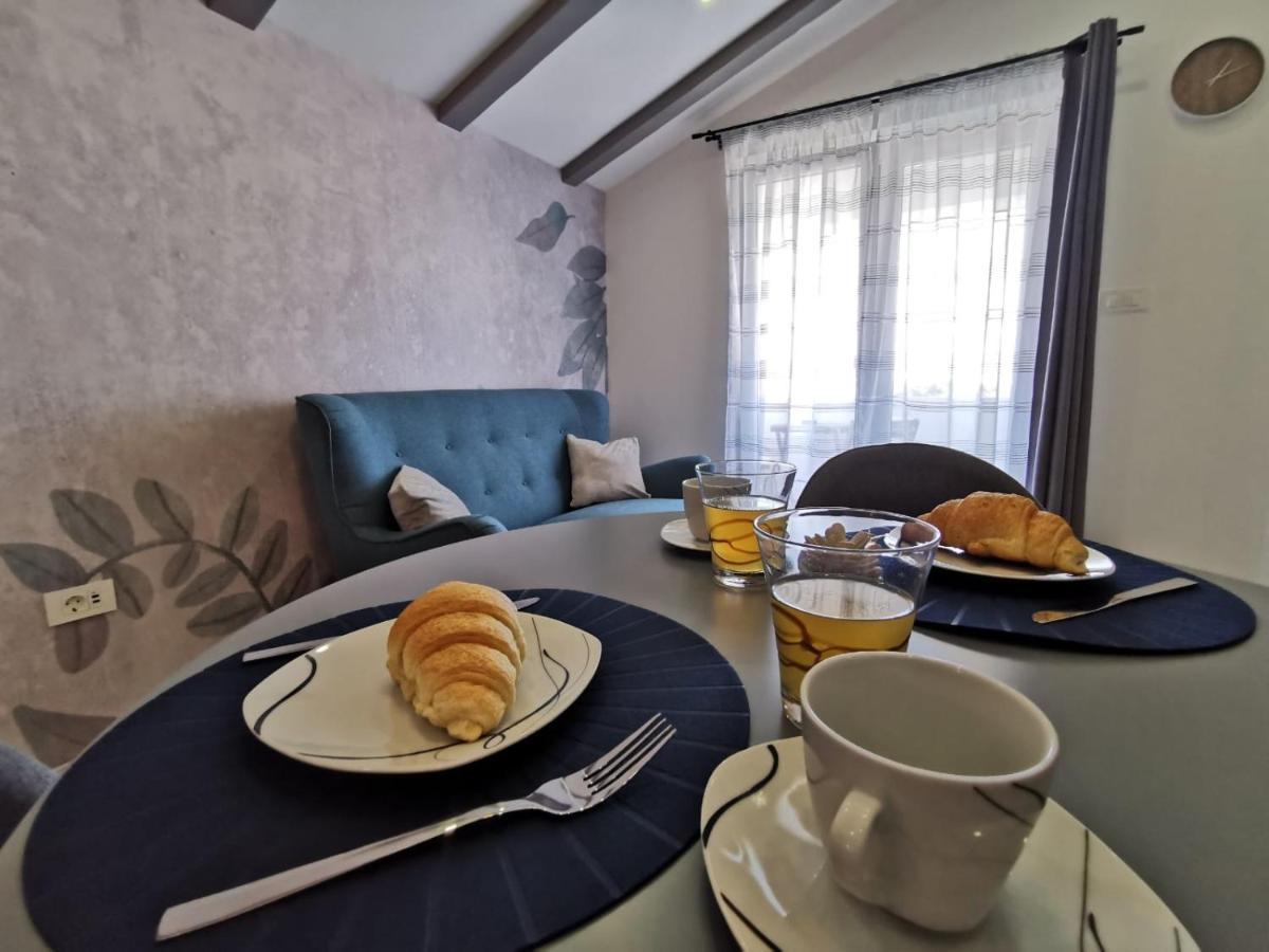 Апартаменты New Nikolina 4 Star Мали-Лошинь Экстерьер фото